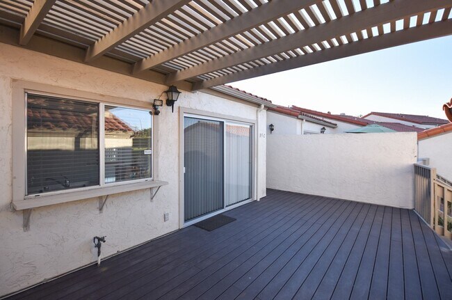 Foto del edificio - 3 BR Condo in Carlsbad! Close to Walking T...