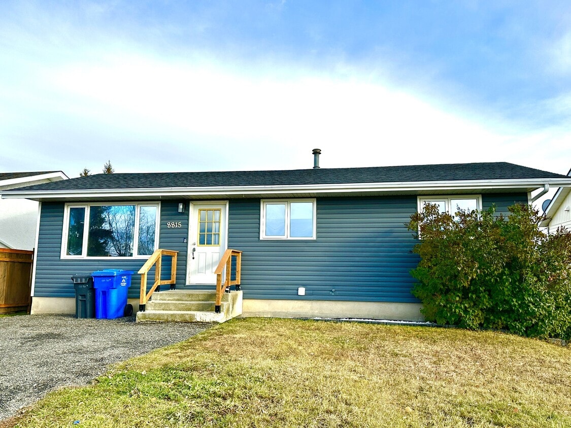 Photo principale - 8815-878A 78a St