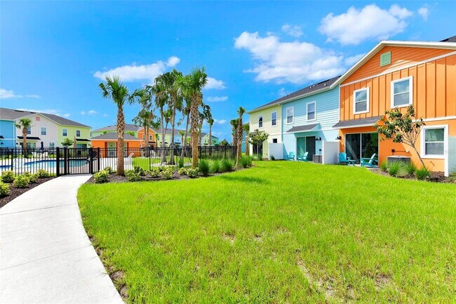 Foto del edificio - 8143 Coconut Pl