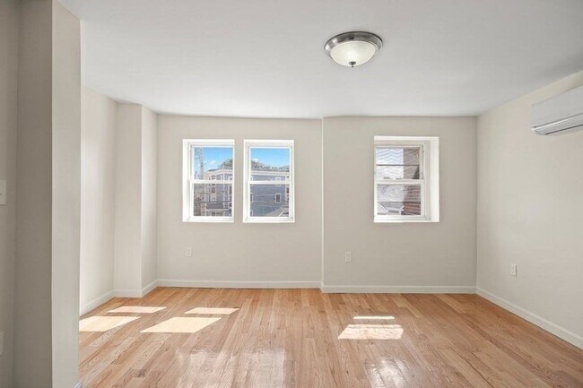 Foto del edificio - 88 Washington Ave