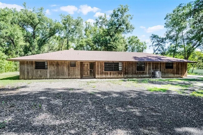 Building Photo - 8105 Gilliam Rd