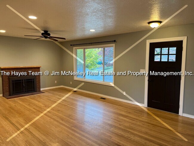 Building Photo - 5 br, 2 bath House - 1122 SE 147th Ave.