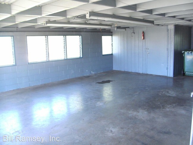 Building Photo - 510 Ihiihi Ave