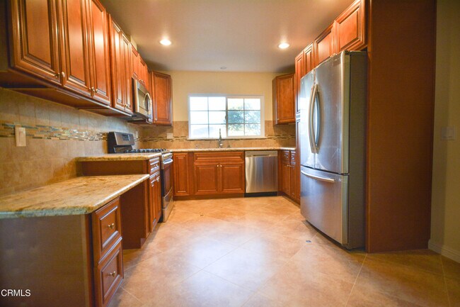 Building Photo - 4830 Webster Dr