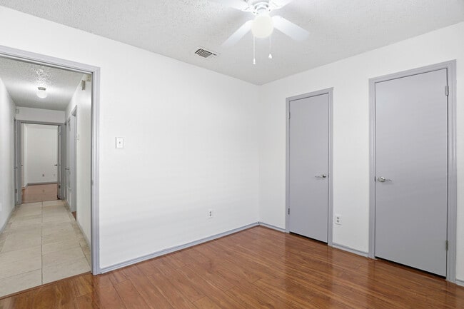 Building Photo - 6315 Forest Village