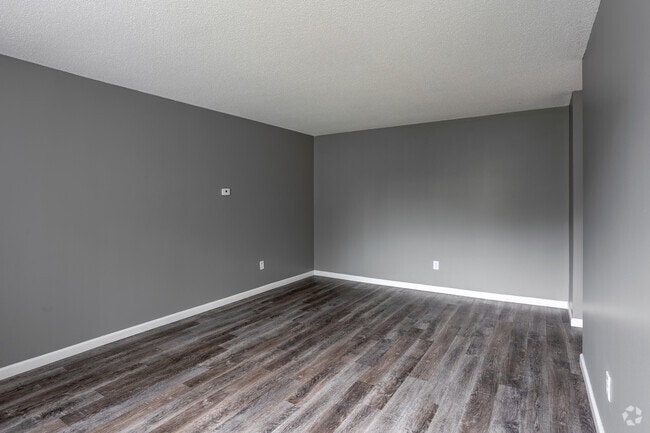 1BR, 1BA - 608SF - Living Room - Pike Lake Apartments