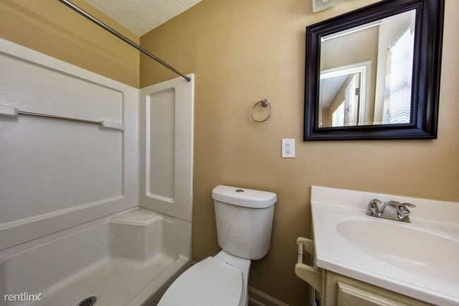 Building Photo - 3 br, 2 bath House - 5124 Rye Circle