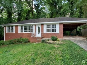 Building Photo - 939 Turner Dr SE