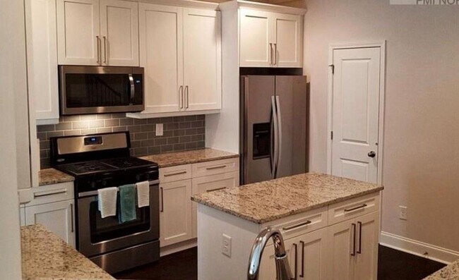 Foto del edificio - 5545 Bright Cross Wy