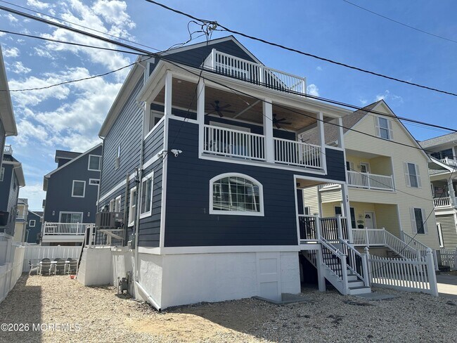Foto del edificio - 39 Coolidge Ave
