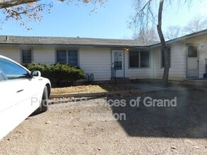 Building Photo - 1047 Bookcliff Ave