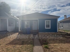 Building Photo - 2429 B Ave
