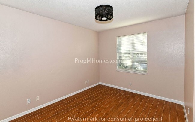 Foto del edificio - Waterford Community-Luxury Living at its Best