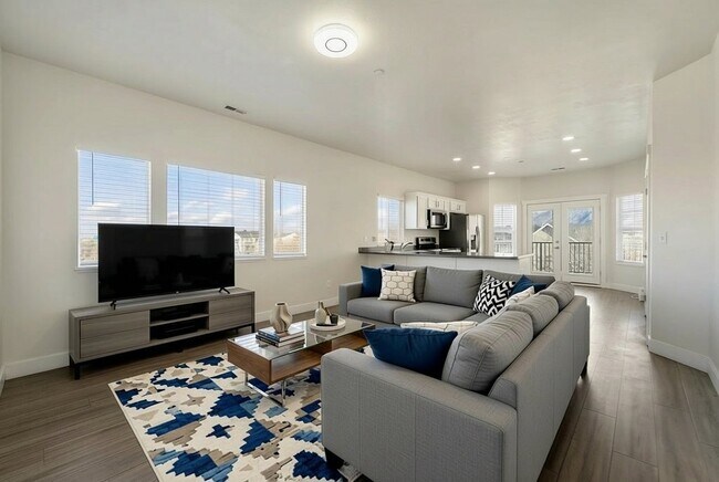 Building Photo - 13528 Venicia Way