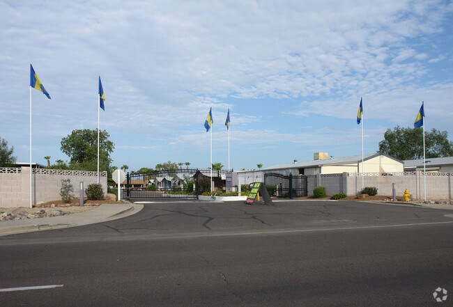Foto del edificio - Carefree Manor