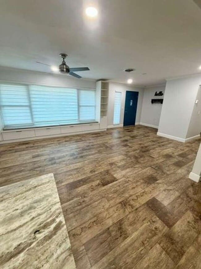 Building Photo - 4433 Foss Rd