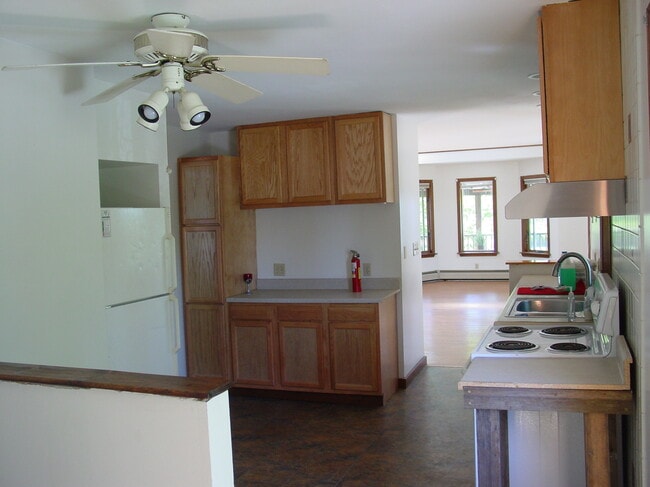 Building Photo - 126 Bridgton Rd