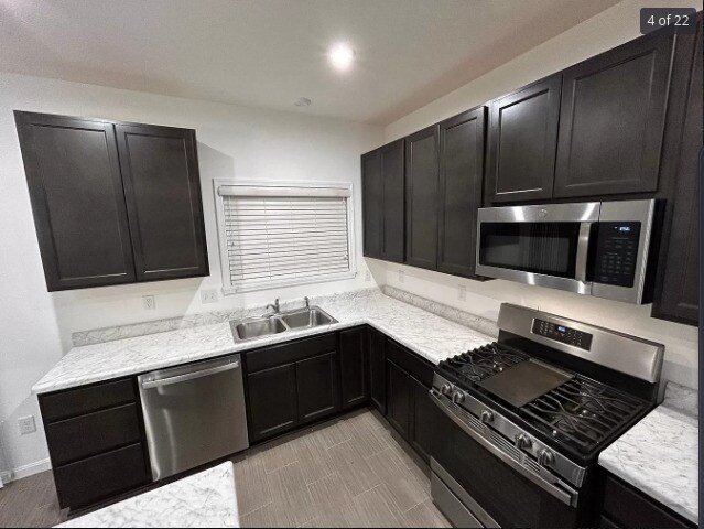 Foto del edificio - 5138 Arling Dr
