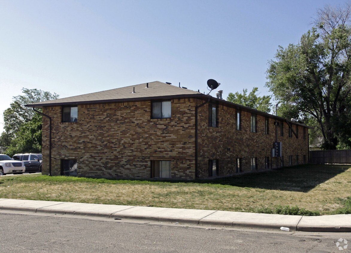 Building Photo - 3015 11th Ave