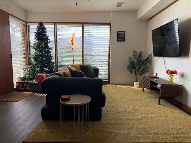 Foto del edificio - 157 W Holly Ridge Rd