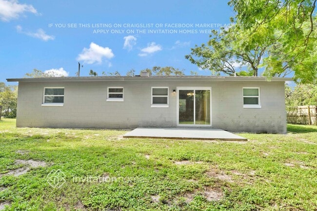 Foto del edificio - 1098 E Harrison St