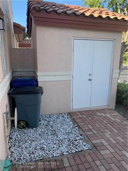 Foto del edificio - 3129 NW 86th Ave