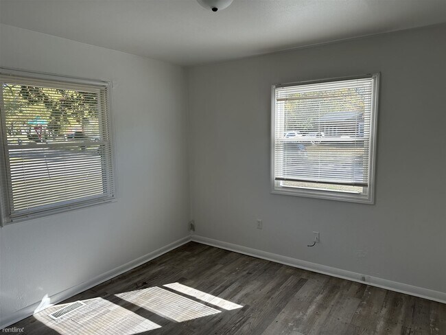 Foto del edificio - 3 br, 1 bath House - 1605 Susan Jane Court