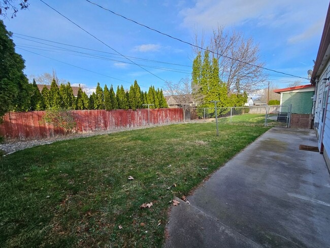 Building Photo - 2 Bed 1 Bath Home in the Heart of Richland
