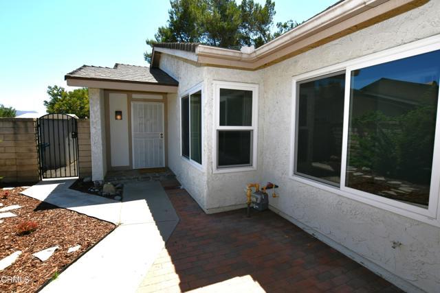 Building Photo - 5008 Laurel Park Dr
