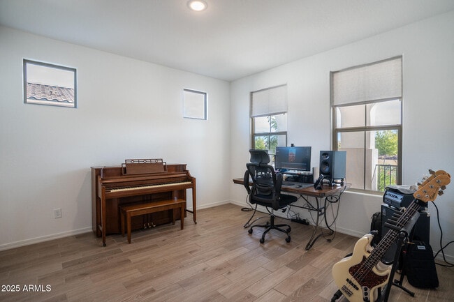 Foto del edificio - 4368 N Pioneer Dr