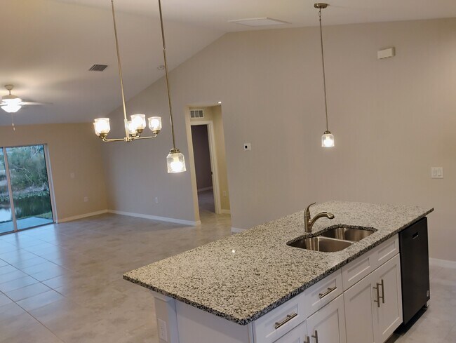 Photo - 519 NW 14th St House