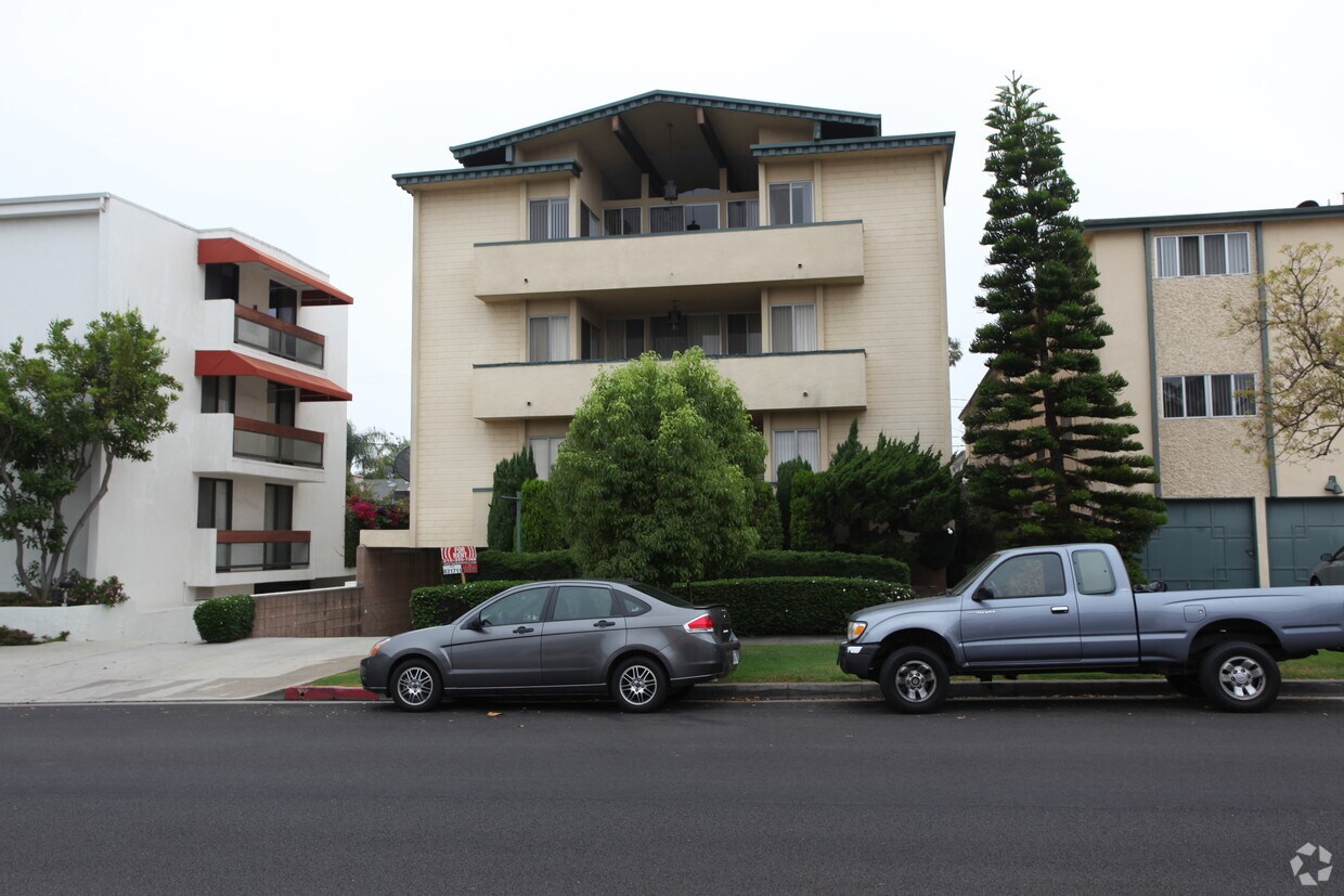 Euclid St. Apartments Apartments in Santa Monica, CA