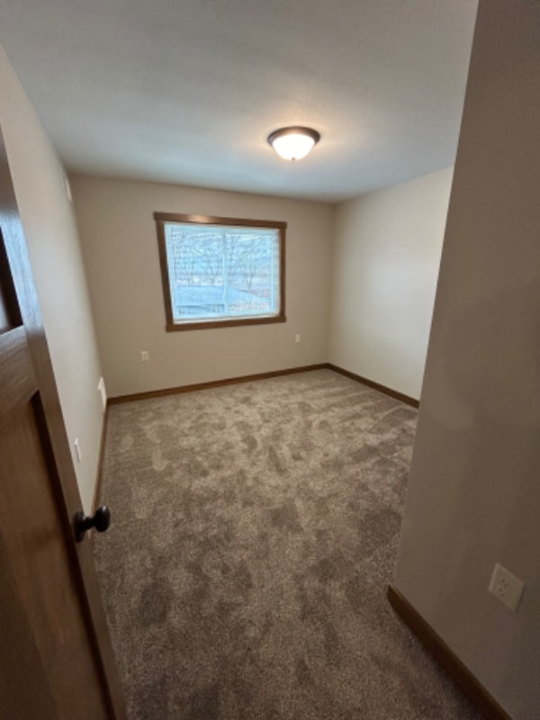 Foto del edificio - 1731 W 5th St