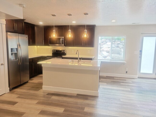 Foto del edificio - Herriman Basement Apartment