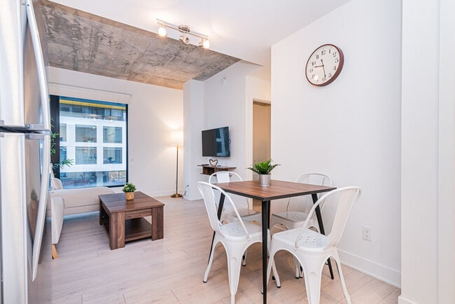 Photo du bâtiment - 13 Rue Saint-Urbain