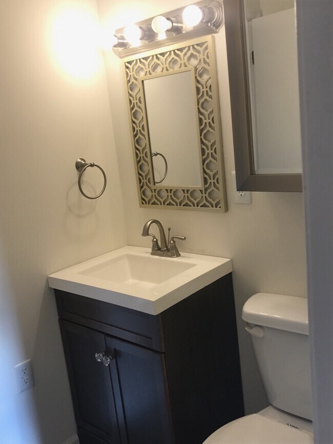 Foto del edificio - 86 Stewart Town Rd