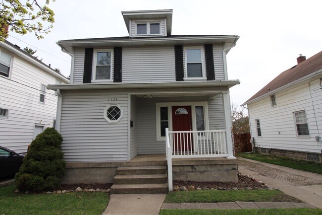 Foto del edificio - 1124 Watson St SW