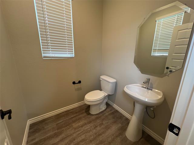 Foto del edificio - 1724 Laurel Ln