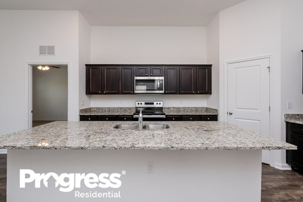 36959 Bear Br, Dade City, FL 33525 House for Rent in Dade City, FL