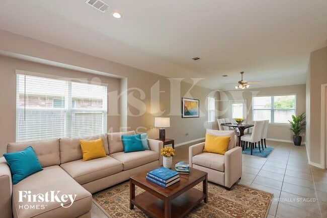 Building Photo - 131 Brazos Dr