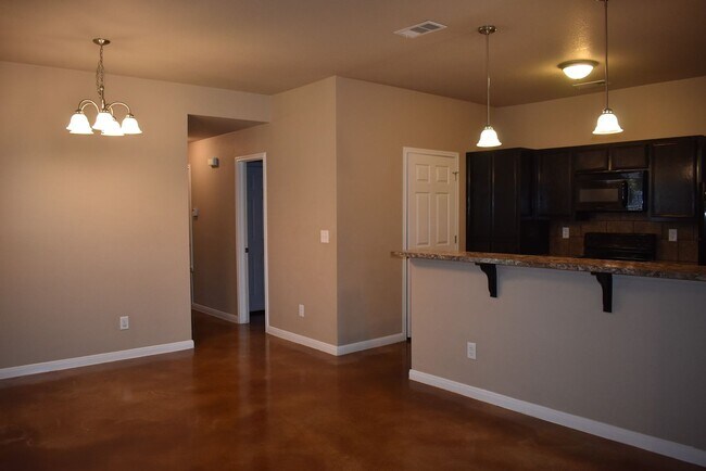 Building Photo - 1413 Pima