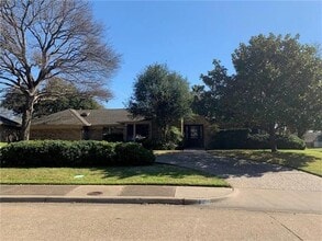 Building Photo - 7610 Mullrany Dr