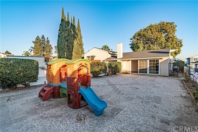 Building Photo - 837 Ridgeside Dr