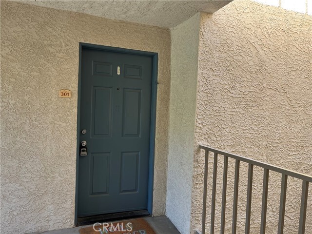 Building Photo - 1010 La Terraza Cir