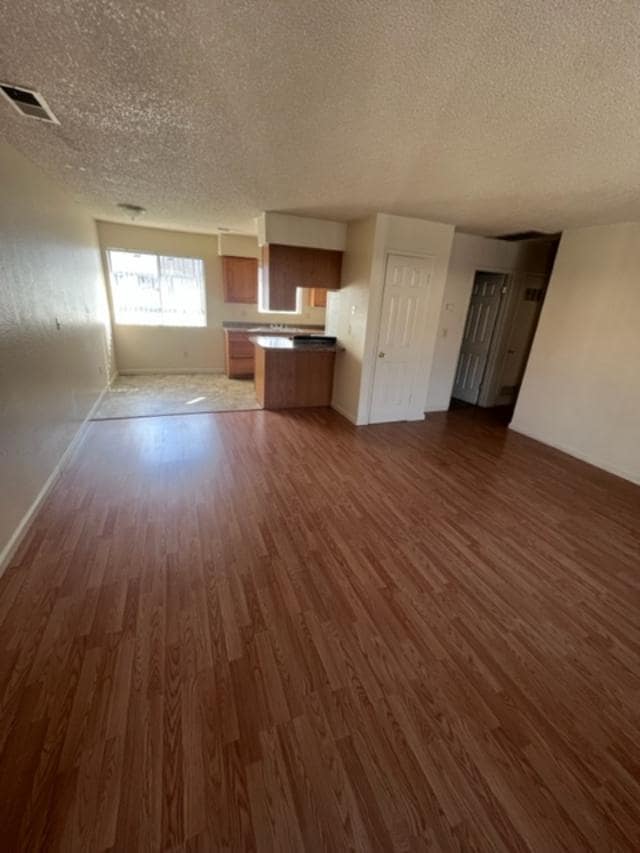200 W Caldwell Ave Unit 40, Visalia, CA 93277 Apartments in Visalia