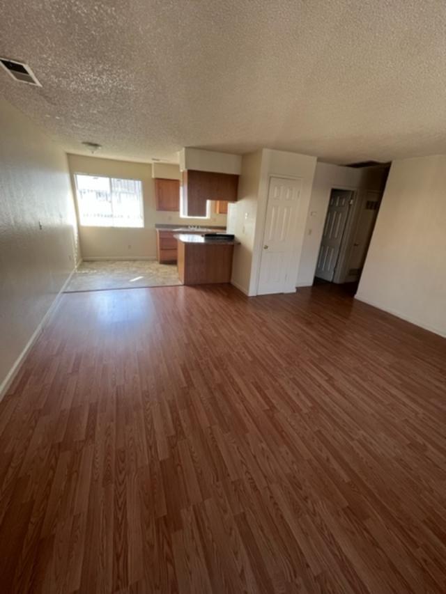Building Photo - 200 W Caldwell Ave