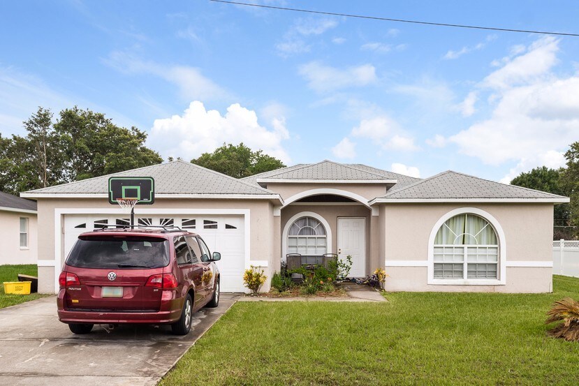 Primary Photo - 465 Gannet Ct