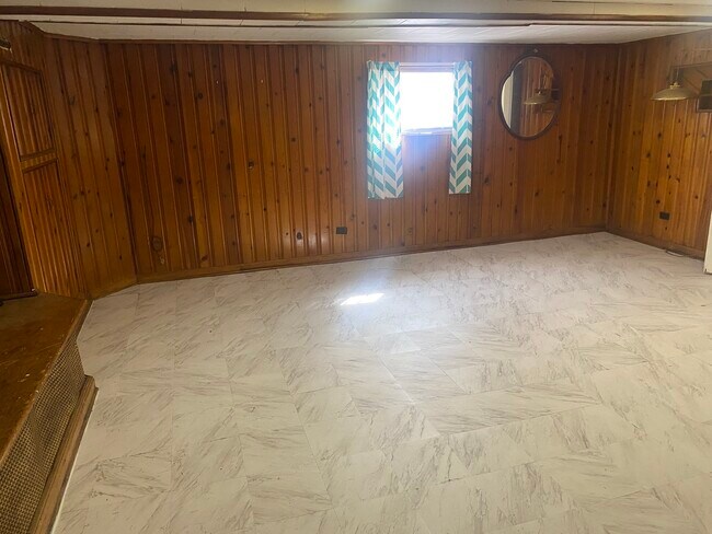 Foto del edificio - 5514 N Mango Ave