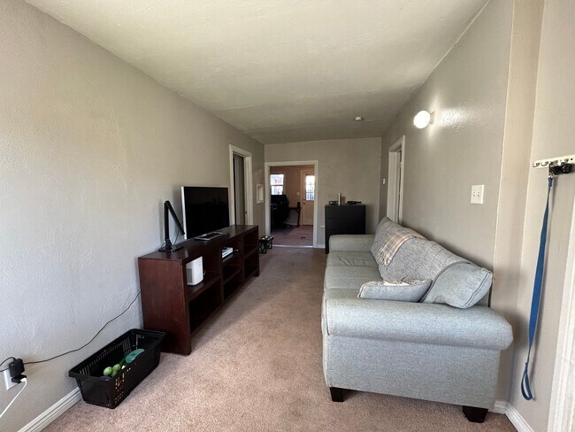 Building Photo - Charming Old Town Fort Collins Home with Yard