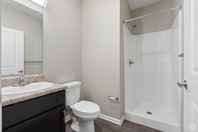 2BR, 2BA - 1,019SF - Primary Bathroom - The Foundry